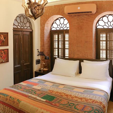 Calcutta Bungalow Bagian luar foto