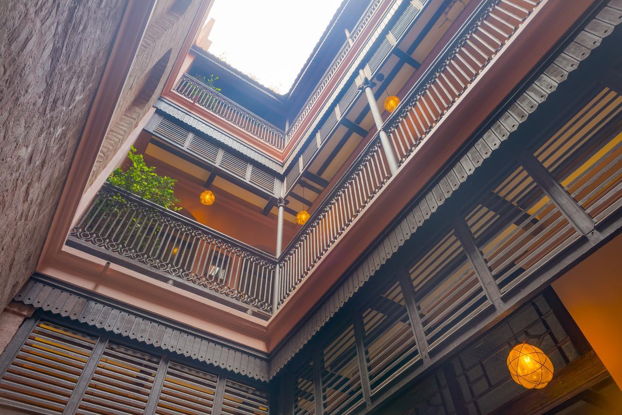 Calcutta Bungalow Bagian luar foto